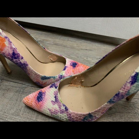 Saks Fifth Avenue Leather Heels - Picture 8 of 10